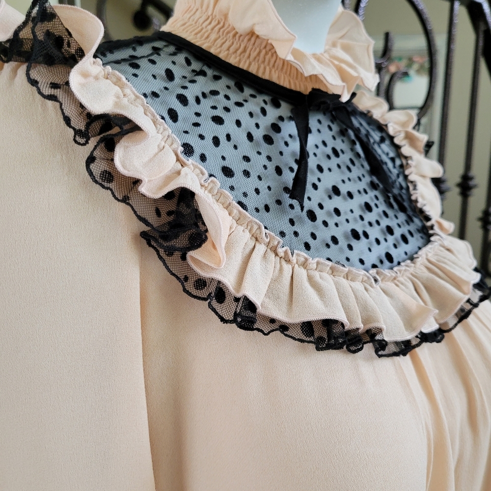 Giamba Nude Rufflet Dress 🫶🏻 - Picture 5 of 11